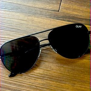 Black Quay High Key Mini in Smoke